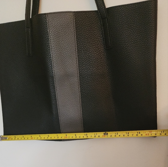 Vince Camuto Textured Black Vigan Leather Shoulder Bag. - Picture 6 of 8